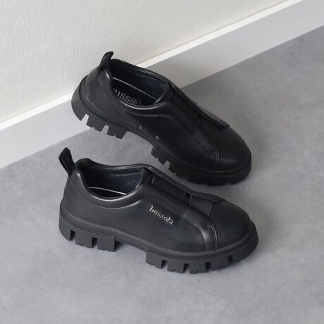 [^:95400U]ʋ΃X^CAfC[AsȂǕLʂŗ܂킵₷H̖{vXb|V[YBbSfނŐLk̂ŒE₷fUCB̃A[`T|[g`̒ʋĈ悢JbvC\[s̑ւ̏ՌyĂ܂BCjOނ͍RۖhLH{fނgpĂ܂Bi@ւŌρjH͉ivIȂ̂ł͂܂BDړA@̌ԂׁAShł͂܂B܂߂ɖhXv[邱Ƃ߂܂Buu\v1978NɃfr[AE30Ŕ̔Ă`ƊvṼoXƂꂽuhłBVfނƍeNmW[ɂāẢKƋ@\di₦ǋyĂ܂BYߒɐLYꍇ܂B܂fނ̓A኱̐FACꂪꍇ܂A͑fނ̓ƂȂ܂B\߂BAɑjꍇ܂BTCYZ(\L)͂܂ŖڈƂȂ܂Bd:317g