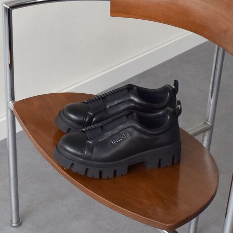 [^:95414U]ʋ΃X^CAfC[AsȂǕLʂŗ܂킵₷H̖{vXb|V[YBbSfނŐLk̂ŒE₷fUCBʂ̈ꕔo[fނŊɂ̂́B̃A[`T|[g`̒ʋĈ悢JbvC\[s̑ւ̏ՌyĂ܂BCjOނ͍RۖhLH{fނgpĂ܂Bi@ւŌρjH͉ivIȂ̂ł͂܂BDړA@̌ԂׁAShł͂܂B܂߂ɖhXv[邱Ƃ߂܂Buu\v1978NɃfr[AE30Ŕ̔Ă`ƊvṼoXƂꂽuhłBVfނƍeNmW[ɂāẢKƋ@\di₦ǋyĂ܂BYߒɐLYꍇ܂B܂fނ̓A኱̐FACꂪꍇ܂A͑fނ̓ƂȂ܂B\߂BAɑjꍇ܂BBě̓ɂFČꍇ܂ B܂Aql̂gPCj^[X}[gtHʂȂǂ̊ɂFۂ̏iƈČꍇ܂B\߂BTCYZ(\L)͂܂ŖڈƂȂ܂Bd:313g