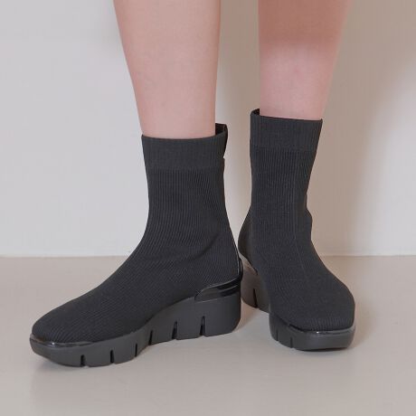 [^:95505U]jbgfނŃtBbg悭\tgȋřV[gu[cB{̐͕XŊɂACXObvfނgpĂAʂ̐ڒnx0xȉɂȂƐo[ɔzF̓ꃉo[dȂĖCRAXpCN̂悤ȌʂŕXŊɂȂ܂B0xȏ̏ꏊł͒ʏ̃o[̍dɖ߂̂ŁALYĂ܂Sz͂܂BhJrRۂ̃CjOނCKɕۂ܂Buu\v1978NɃfr[AE30Ŕ̔Ă`ƊvṼoXƂꂽuhłBVfނƍeNmW[ɂāẢKƋ@\di₦ǋyĂ܂BYߒɐLYꍇ܂B܂fނ̓A኱̐FACꂪꍇ܂A͑fނ̓ƂȂ܂B\߂BAɑjꍇ܂BBě̓ɂFČꍇ܂ B܂Aql̂gPCj^[X}[gtHʂȂǂ̊ɂFۂ̏iƈČꍇ܂B\߂BTCYZ(\L)͂܂ŖڈƂȂ܂B:16.5cm:24cmd:321g