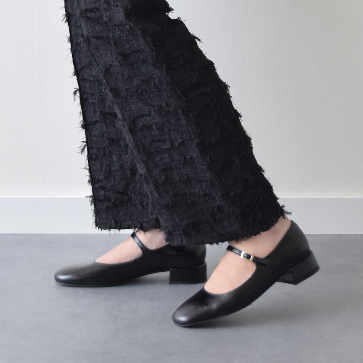 【NEW】アンヘル アラルコン（ANGEL ALARCON）/ANGEL ALARCON◆3cmヒール◆ソフトスクエアトウストラップパンプス ANGEL ALARCON◇3cmヒール◇ソフトスクエアトウストラップパンプス