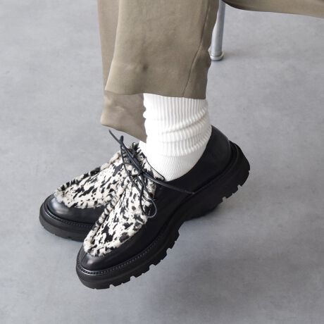 [^:D1607D]PASCUCCIipXNb`j̓tBcFɂ郍[t@[EJVӂȃt@Ng[łB܂łRtH[gd،^́ANbVC\[AVIBRAM(ru)\[ATPbg@ȂǂŖV[YiBghYȂfUClCłByʂŃNbVɗDꂽGNXgCg\[̗pAs̕SyĂ܂BCɕیV[\Ăꍇ܂Bp̍ۂ͔ĂgpB܂Ai̍ۂɕیV[ꕔꍇ܂B\߂BYߒɐLYꍇ܂B܂fނ̓A኱̐FACꂪꍇ܂A͑fނ̓ƂȂ܂B\߂BAɑjꍇ܂BBě̓ɂFČꍇ܂ B܂Aql̂gPCj^[X}[gtHʂȂǂ̊ɂFۂ̏iƈČꍇ܂B\߂BTCYZ(\L)͂܂ŖڈƂȂ܂Bd:314g