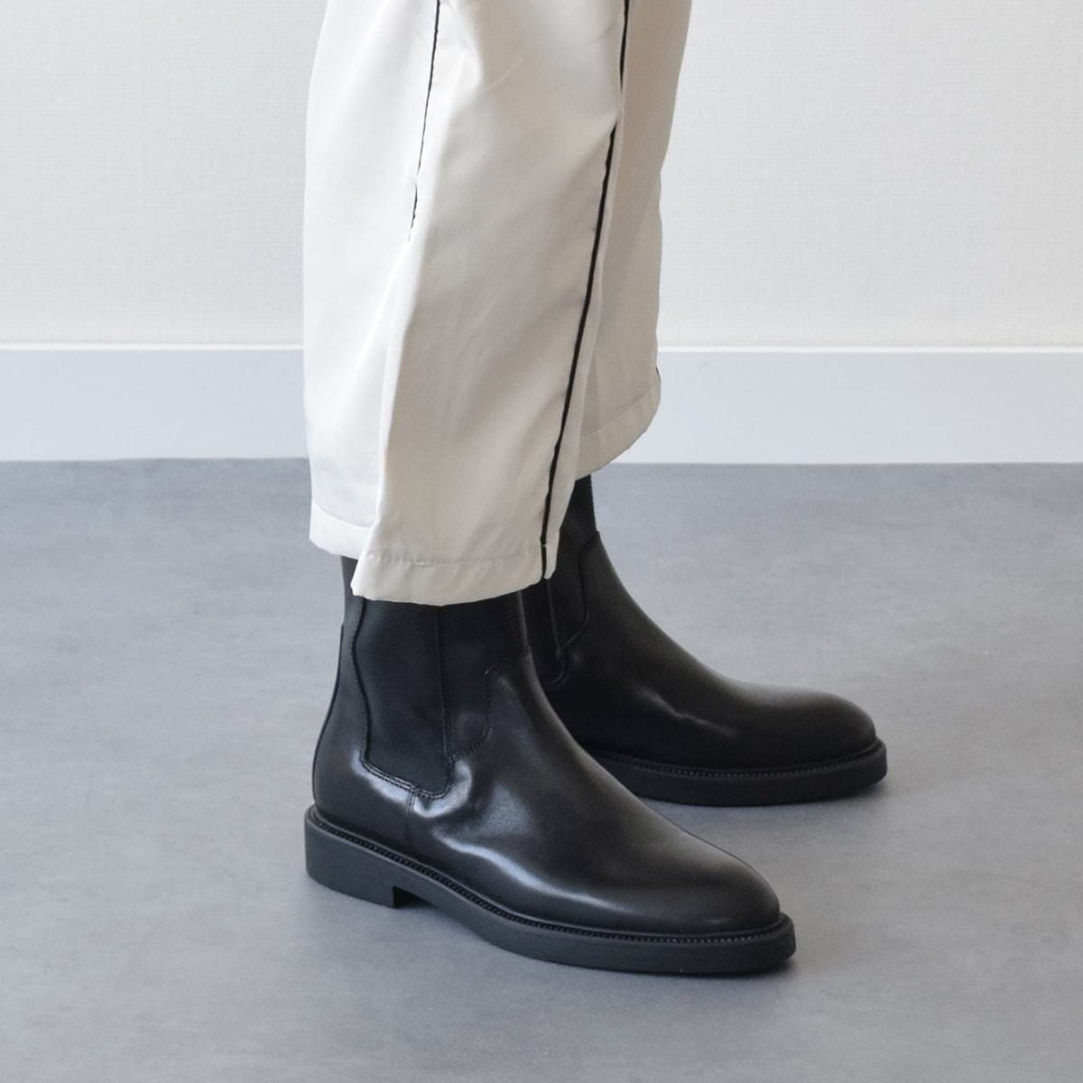 VAGABOND◇3.3cmヒール◇ラウンドトウサイドゴアショートブーツ