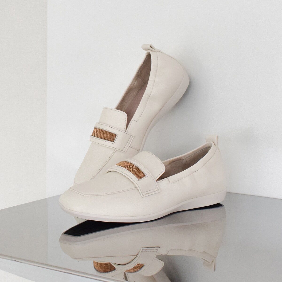 bussola◆1.5cmヒール◆撥水シャーリングフラットローファー