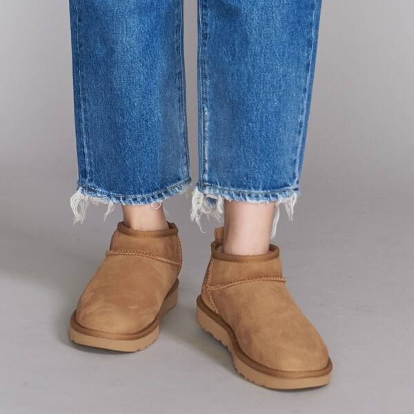 UGG＞クラッシック ウルトラミニブーツ | ビューティー＆ユース