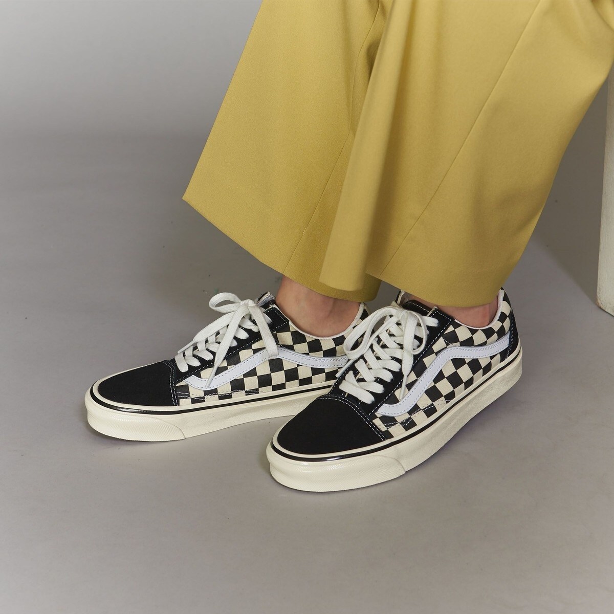 Checker low shop top vans