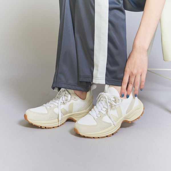 VEJA VENTURI スニーカー - スニーカー