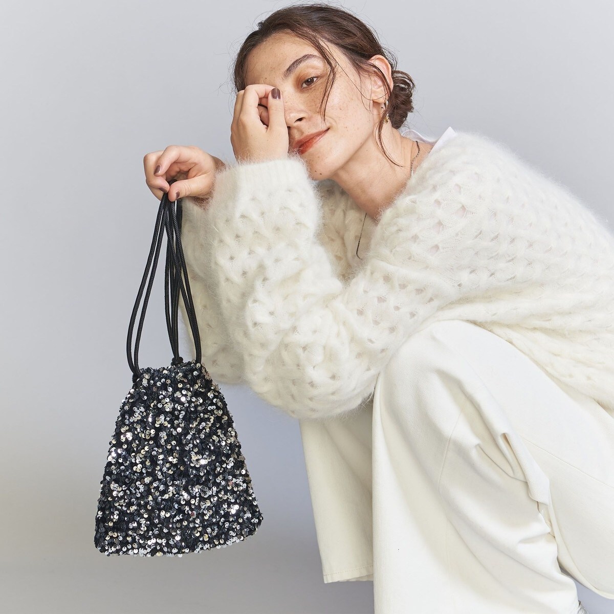 ベルベット スパンコール ドロストショルダーバッグ BEAUTY&YOUTH UNITED ARROWS（ビューティーアンドユースユナイテッド
