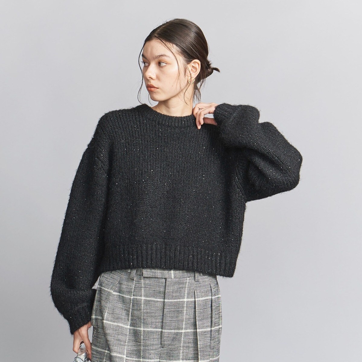 beauty&youthスパンコール クルーネックニットプルオーバー スパンコール クルーネックニットプルオーバー | ビューティー