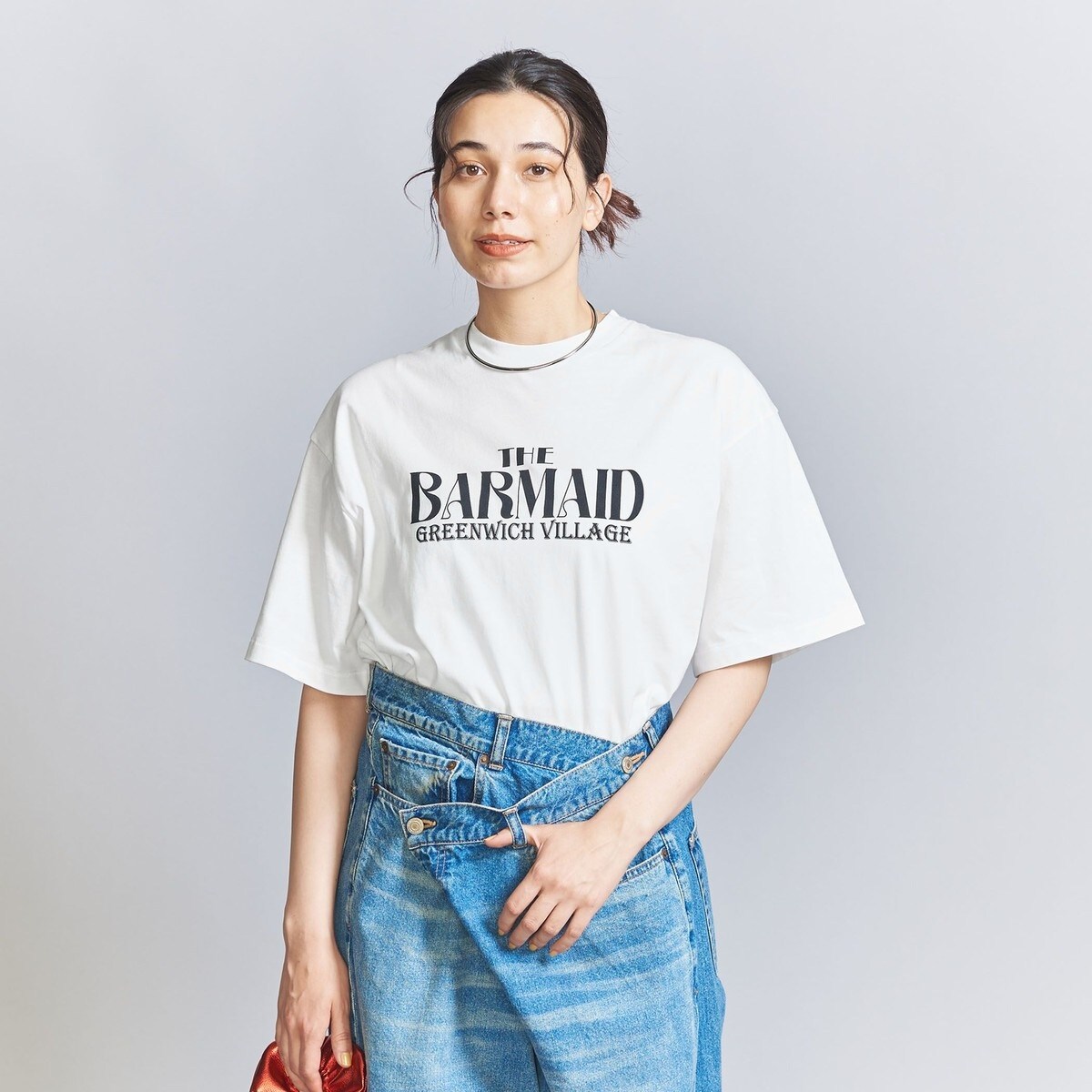 BARMAIDコットンTシャツ