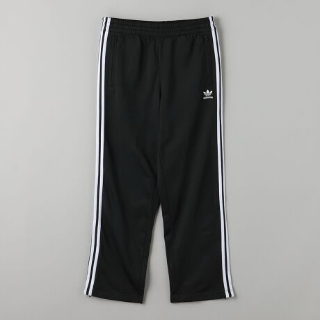 [^ԁF12144999302]adidas OriginalsuFIREBIRD TRACKPTṽ݂ACRjbNȃt@C[o[hA_ȃJbeBOɃAbvf[gēoBAfB_XDNA󂯌pX[XgCvXr̗TChɁAgtHCShイЕ̃TChɂ炢AEGXgɂ̓tBbg𒲐߂łh[R[h𑕔B[J[iԁFFWE47adidas OriginalsiAfB_X IWiXjadidas OriginalśAadidas̖LȃX|[c̓`ɃCXs[V󂯁A2001NɐݗꂽXg[gX|[cEFAuhłBadidas̗jpȂAX|[cɂMOnÃ[XJ`[ɔfv_NgʂāAuh̃KV[iĂ܂B1972Nɏ߂ĎgpꂽACRjbNȃgtHCSV{}[NɁANGCeBu ȐlXɎxĂAfB_X IWiX́AXg[gJ`[ɌX|[cEFAuh̃pCIjAƂē؂J܂ByӎzigpOɁA^OɋLڂĂu舵̒ӏvAu\vKmFBi摜́A̓p\RȂǂ̉{ɂAۂ̐FƈقȂČꍇ܂B炩߂Bi̐F̖ڈ́AiP̂̉摜QƂBX܂ւ₢킹̍ۂ́ASBEAUTY&YOUTHeX܂܂ŉL̕i/iԂ\tBiFadidas FIREBIRD TRACKPT iԁF12144999302