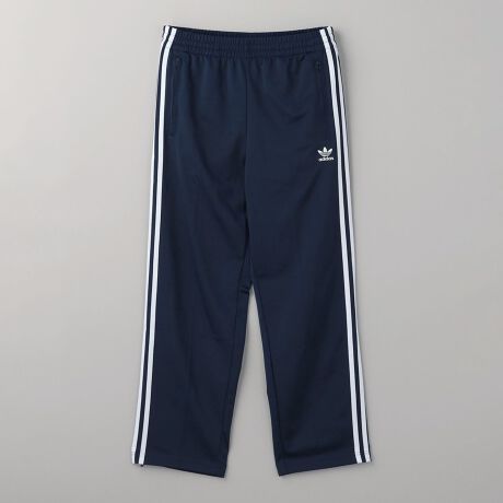 [^ԁF12144999302]adidas OriginalsuFIREBIRD TRACKPTṽ݂ACRjbNȃt@C[o[hA_ȃJbeBOɃAbvf[gēoBAfB_XDNA󂯌pX[XgCvXr̗TChɁAgtHCShイЕ̃TChɂ炢AEGXgɂ̓tBbg𒲐߂łh[R[h𑕔B[J[iԁFFWE47adidas OriginalsiAfB_X IWiXjadidas OriginalśAadidas̖LȃX|[c̓`ɃCXs[V󂯁A2001NɐݗꂽXg[gX|[cEFAuhłBadidas̗jpȂAX|[cɂMOnÃ[XJ`[ɔfv_NgʂāAuh̃KV[iĂ܂B1972Nɏ߂ĎgpꂽACRjbNȃgtHCSV{}[NɁANGCeBu ȐlXɎxĂAfB_X IWiX́AXg[gJ`[ɌX|[cEFAuh̃pCIjAƂē؂J܂ByӎzigpOɁA^OɋLڂĂu舵̒ӏvAu\vKmFBi摜́A̓p\RȂǂ̉{ɂAۂ̐FƈقȂČꍇ܂B炩߂Bi̐F̖ڈ́AiP̂̉摜QƂBX܂ւ₢킹̍ۂ́ASBEAUTY&YOUTHeX܂܂ŉL̕i/iԂ\tBiFadidas FIREBIRD TRACKPT iԁF12144999302