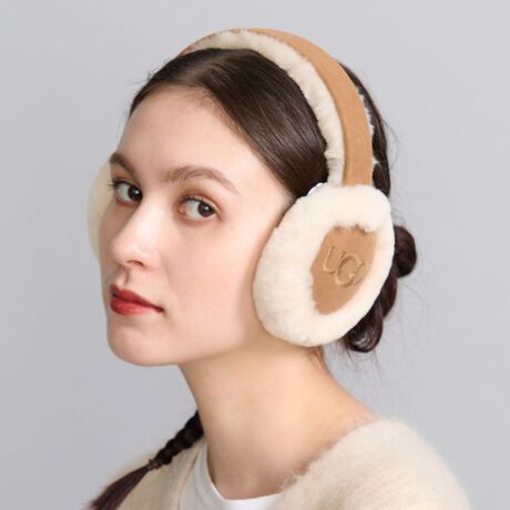 [^ԁF18384992665]WEBWJihJS|CgUGG̃C[}tfUCUGĜfނgpC[}tBhJS{ꃊNX̂錩ڂ̓R[fBl[g̃ANZgɁBgƈ炵͋C˔A~Ɋ􂷂ACełBgpɂ͂AMtgɂ΂邱ƊԈႢȂBR[fBl[gUGG炵zF̃~fBAuÉAJWAȃR[fBl[gɃ}b`BnFł܂Ƃ߂ubNƃ_[NuE̓VbNȈۂŁAlȂꂢ߃JWAX^CƂDBu[cobOA}t[Ȃǂ̏ƃJ[킹Ăy݂B[J[iԁF20955BLACKFBlackMD.BROWNFChestnutUGGiAOj1978NAAJC݂ňl̃T[t@[ɂĐݗꂽUGǴAJtHjA̓`ƃACRjbNȃNVbNu[cŒmO[oCtX^CuhłB̃u[c͌̃ZueBIԁgithV[Y̐삯ƂāAnEbh̗Llt@bVGfB^[ɈpA₪ĐEɍLĂ܂Buh˂̒nAăNVbNu[c̎ɍEȂX^CƊICXs[V𓾂āAɐVAĊvVIȃX^CĂĂ܂Byӎzє畔͓VRfނgpĂ邽߁AF{[Ɍ̍܂BigpOɁA^OɋLڂĂu舵̒ӏvAu\vKmFBi摜́A̓p\RȂǂ̉{ɂAۂ̐FƈقȂČꍇ܂B炩߂Bi̐F̖ڈ́AiP̂̉摜QƂB₢킹̍ۂ́AiCebhA[Y JX^}[T[rXfXN܂ŉL̕i/iԂ\tBiFby UGG SHEPSKIN EARMUFF iԁF18384992665