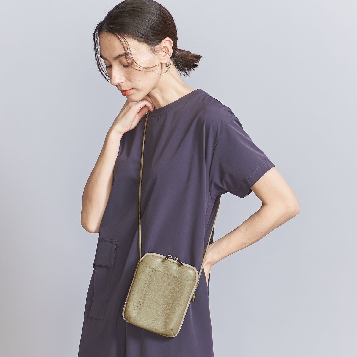 ビューティーアンドユース　ユナイテッドアローズ　2wayショルダーバッグ　レザー BEAUTY&YOUTH UNITED ARROWS｜レザー ジップ ショルダーバッグ