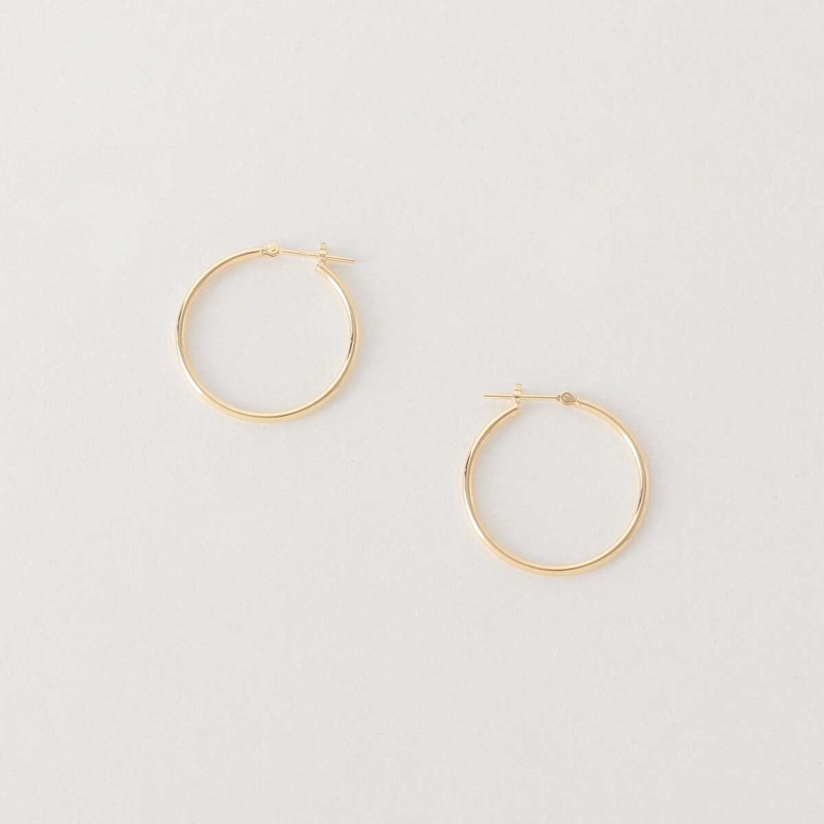 ユナイテッドアローズ K10 パイプ フープ ピアス イエロー ゴールド 10K K10イエローゴールド パイプピアス | ビューティー＆ユース