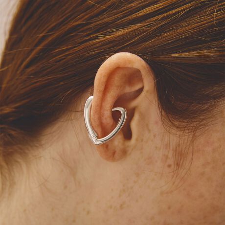 [^ԁF18335990476][hȈۂĂ遃LAPUIS̃NbvC[JtfUCނ悤ɒolJ^̃n[g`[t̃C[JtB猩ƕA肰Ȃn[gVFCv_ȕ͋CoĂ܂BPF̃VvfUCŃJWAtF~jȃX^C܂ŕL}b`BsAXCOƂ̏d˂Ây߂ACe̓Mtgɂ߂̈iłBfގGOLDF18KbLLAPUISisCjBBʂB}eAƋȐDȂBRȃA[g̃CXs[Vɑ@ׂŁAAƗm̒ɘȂޑ݂ł肽ByӎzigpOɁA^OɋLڂĂu舵̒ӏvAu\vKmFBi摜́A̓p\RȂǂ̉{ɂAۂ̐FƈقȂČꍇ܂B炩߂Bi̐F̖ڈ́AiP̂̉摜QƂBX܂ւ₢킹̍ۂ́ASBEAUTY&YOUTHeX܂܂ŉL̕i/iԂ\tBiFBL LAPUIS HRT CLIP E/CF iԁF18335990476