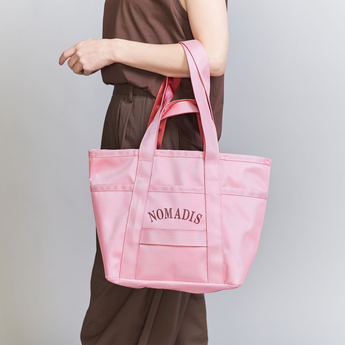 BEAUTY＆YOUTH 別注＜AZUSA IIDA＞メタルアートチェーンバッグ 楽天市場】【別注】＜AZUSA IIDA＞メタルアート チェーンバッグ