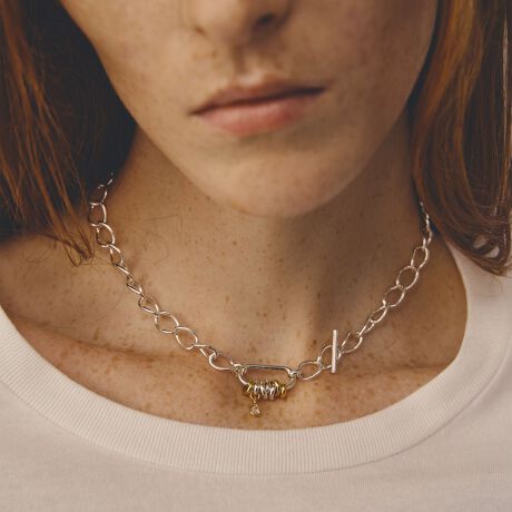 [^ԁF18335990471]LAPUIS`F[ƃrW[̃RrVNȃ`[J[lbNXfUCRC`[tɃL[rbNWRjÃrW[ꗱ悤ɕt`[J[BlbNCɊY݊̂`F[gp_ȈۂɎdグĂ܂BVo[J[x[XɃgbv̈ꕔɃS[hJ[zgݍ킹JWAX^CɃ}b`BJbg\[Vc̋݌̂AؚȃlbNXƂ̏d˂ÂB邾Ń[hɓĂACéAgpɂ͂Mtgɂ߂łBfސ^JAAL[rbNWRjAA18KbLEV[YŃsAX̂pӂ܂BiΏەiԁF18335990474jEV[YŃlbNX̂pӂ܂BiΏەiԁF18335990473jEV[YŃuXbĝpӂ܂BiΏەiԁF18335990472jLAPUISisCjBBʂB}eAƋȐDȂBRȃA[g̃CXs[Vɑ@ׂŁAAƗm̒ɘȂޑ݂ł肽ByӎzigpOɁA^OɋLڂĂu舵̒ӏvAu\vKmFBi摜́A̓p\RȂǂ̉{ɂAۂ̐FƈقȂČꍇ܂B炩߂Bi̐F̖ڈ́AiP̂̉摜QƂBX܂ւ₢킹̍ۂ́ASBEAUTY&YOUTHeX܂܂ŉL̕i/iԂ\tBiFBL LAPUIS BIJ COIL CHOKR iԁF18335990471