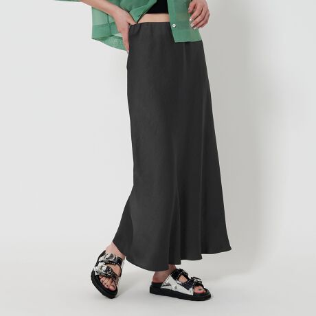 [^ԁF16242073949]}[ChVGbgŏilCV[YfUCV[YD]̌y₩Ȏ͂̃tA}LVXJ[gA̋Cɂ҂ȐVFoBC[W[EGXg̃bNX͂SnłȂAƂɂA炵iȃbNXɎdグĂ܂BKxɃ{fBCɉ}[Ch^tF~j[hYꒅBî鑕oĂACéAig炿ƂoɂœKłBfނȂ₩ȃh[ṽ|GXeTengpB􂢉\ȗ֐̍́AfC[[h[uƂĂd󂵂܂BR[fBl[gI[o[TCỸjbgAxXgƍ킹ghR[fBl[g߁BV[YX^CVbNɌ߂AԂƂĂЁBEItzCǵAi`ɔׂĂ┒FƂȂ܂B============================nF蓧FȂLkFȂ򊴁FPA@F􂢉============================yӎzigpOɁA^OɋLڂĂu舵̒ӏvAu\vKmFBi摜́A̓p\RȂǂ̉{ɂAۂ̐FƈقȂČꍇ܂B炩߂Bi̐F̖ڈ́AiP̂̉摜QƂBX܂ւ₢킹̍ۂ́ASBEAUTY&YOUTHeX܂܂ŉL̕i/iԂ\tBiFBL PE STN MERMD SK 91 iԁF16242073949