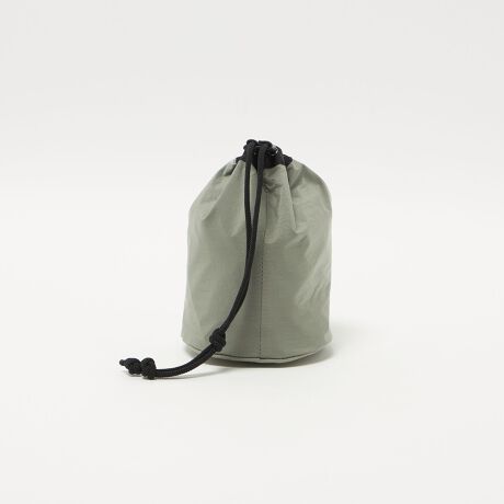 [^ԁF14321996232]h[v͂̃_EX|[eBȋВobOBfUC݂ǂAVeBX^Cɓ݂₷TCỸVvȃfUCBR𒲐߂邱ƂŊJłВfBe[̗pBt̃Jri͌ANZT[Ȃǂ̃AWły݂܂Bfޕ\Lȃh[v͂̃iCfނgpBR[fBl[gfjXj[J[ƍ킹ăJWAEX|[eBɁAgbhȃWPbgœsIȃX^Cɂ߂̃V[YX^CʂACełByӎzigpOɁA^OɋLڂĂu舵̒ӏvAu\vKmFBi摜́A̓p\RȂǂ̉{ɂAۂ̐FƈقȂČꍇ܂B炩߂Bi̐F̖ڈ́AiP̂̉摜QƂBX܂ւ₢킹̍ۂ́ASBEAUTY&YOUTHeX܂܂ŉL̕i/iԂ\tBiFZSC LT NY CROSS PURSE iԁF14321996232