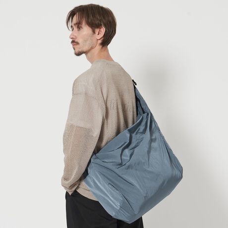 [^ԁF14321996230]h[v͂̃_E~j}ȃV_[obOBfUC傫߂̃TCYŁA^XL|悤ȑ̂ɓރtHVGbg̃V_[obOłBɂ͗֐̂鏬|PbgzAANZXɂ֗ȗTCh̏|PbgBV_[e[v̒͒\ŁAt̃Jri͌ANZT[Ȃǂ̃AWły݂܂Bfޕ\Lȃh[v͂̃iCfނgpBR[fBl[gfC[[XʋΒʊwɂ҂̃TCYƃfUCŁAJWAgbhȑ܂ŕL􂵂܂BtȎ΂ߊ|ŃVeBX^CɃANZgAV[YXł߂̃ACełByӎzigpOɁA^OɋLڂĂu舵̒ӏvAu\vKmFBi摜́A̓p\RȂǂ̉{ɂAۂ̐FƈقȂČꍇ܂B炩߂Bi̐F̖ڈ́AiP̂̉摜QƂBX܂ւ₢킹̍ۂ́ASBEAUTY&YOUTHeX܂܂ŉL̕i/iԂ\tBiFZSC LT NY CROSS BAG iԁF14321996230