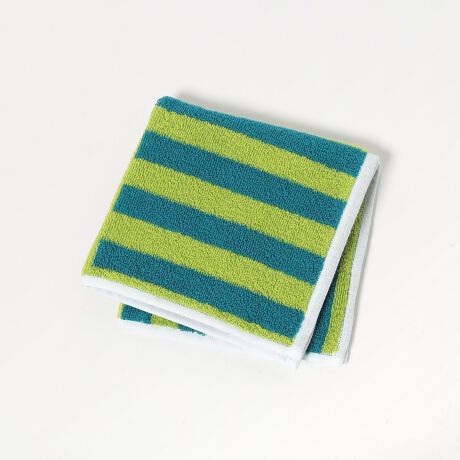 [^ԁF14456991040]fC[ɎgA{[_[^InJ`BfUCʂɌ{[_[ACRjbNȃ^InJ`B|Pbgɂ܂荠ȃTCYŁAgsɂ֗ȃACełBfޏ_炩ȔG肪Sn悢A^IfނgpBR[fBl[gV[Y␫ʂ킸AgɊ􂵂܂B蕨ɂ߂̃ACełByӎziɁu舵̒ӏvAu\v܂ꍇ́AgpOɕKmFBi摜́A̓p\RȂǂ̉{ɂAۂ̐FƈقȂČꍇ܂B炩߂Bi̐F̖ڈ́AiP̂̉摜QƂBX܂ւ₢킹̍ۂ́ASBEAUTY&YOUTHeX܂܂ŉL̕i/iԂ\tBiFSC MLTI-BOR TOWL BANDANA iԁF14456991040