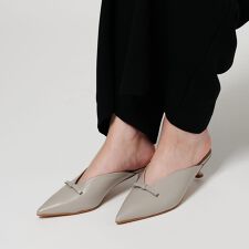 ＜CORSO ROMA 9＞レザー リボン ポインテッド ミュール