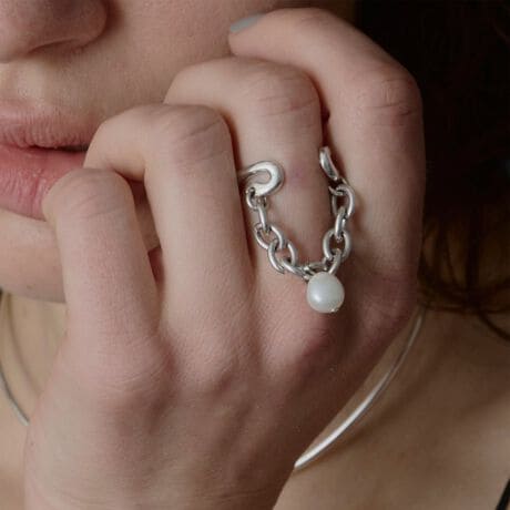 [^ԁF18335990517]lonîp[ڂ䂭A_ȃtF~j͂̃OfUCƑ̂郊Oƃ`F[gݍ킳Ap[h悤ɕtfUCBO̓tBbĝTCYō쐻A茳ŗh郂`[tłSĒp܂B2Â悤ɕtAWłAC[JtƂĂ􂷂2WAYdlB݊ACéAVvȃJWAR[fhXAbvV[܂ŊY܂Bgpɂ͂Mtgɂ߂łBfސ^JAWp[AjbPt[bLiSILVER925jɗDjbPt[bLgpBAM[̌ƂjbPقڊ܂܂bL{Ă܂Bloniijj₩ɁA͋AĉɐAe[}ɁARƖڂ䂭ANZT[WJBlonĩANZT[Ă邱ƂŐlƐlƂ̌qAgƂJ[߂ĂقƂz߂Ă܂Byӎzt܂̓A\[gƂȂAi摜ƈقȂꍇ܂BiɁu舵̒ӏvAu\v܂ꍇ́AgpOɕKmFBi摜́A̓p\RȂǂ̉{ɂAۂ̐FƈقȂČꍇ܂B炩߂Bi̐F̖ڈ́AiP̂̉摜QƂBX܂ւ₢킹̍ۂ́ASBEAUTY&YOUTHeX܂܂ŉL̕i/iԂ\tBiFBL LONI IVY PL CHN2W RCF iԁF18335990517