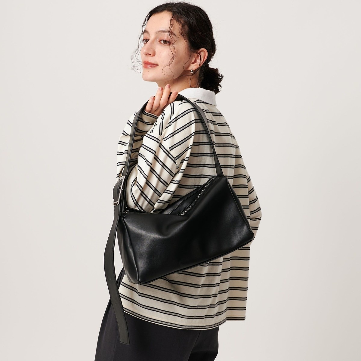 レザー ジップ ショルダーバッグ -2WAY- | ビューティー＆ユース