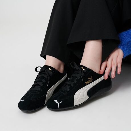 [^ԁF18314000071]PUMAlC𔎂ĂuXs[hLbg OGvfUC80Nォ90Nɂă[^[X|[c̃hCo[Ă[VOV[Yx[XɁA1999NɒaCtX^CfB_ɃAWꂽuhACRƃ`[t_ȃ[hɓĂgĥꑫBJWAɃfC[[X͂As[XXJ[gX^C̊OƂĂ߂łBfރAbp[FVRvPUMAiv[}jtbgEFAAApAANZT[̃O[oX|[cuhŁANɂ킽AX[ǵgőhǋĂ܂Btbg{[AjOAg[jOAoXPbg{[AStA[^[X|[cȂǁAʂȃJeS[ŐIȃv_NgƃCtX^CiWJBȃfUCi[uhƂ̃R{[VʂāAX|[c̖͂t@bVXg[gJ`[ɍLĂ܂ByӎzVRfނ̓A̍邽ߏi摜Ǝۂ̏i̐F኱قȂ邱Ƃ܂BVRv̂߁Apɂ葼̈ߕɐFt邱Ƃ܂B舵\mF̏A̓_ɏ\ӂBCɂWF̃{g\bNXɐFڂ肵܂̂łӂBiɁu舵̒ӏvAu\v܂ꍇ́AgpOɕKmFBi摜́A̓p\RȂǂ̉{ɂAۂ̐FƈقȂČꍇ܂B炩߂Bi̐F̖ڈ́AiP̂̉摜QƂBV[Y̏dʂ́AV[Y{̂̂ݗ̏dʂƂȂ܂Bti͌vɊ܂܂܂BiɕsǂꍇAє̔j܂Ă܂B炩߂B摜̏i̓TvłB{i͉i{Ă܂B̂߁A{TCgɖLiƈقȂ鉿ĩ^OYtꂽԂłql̂茳ɂ͂Ăꍇ܂̂ŁA炩߂BX܂ւ₢킹̍ۂ́ASBEAUTY&YOUTHeX܂܂ŉL̕i/iԂ\tBiFSC PUMA SD SPEDCAT OG iԁF18314000071