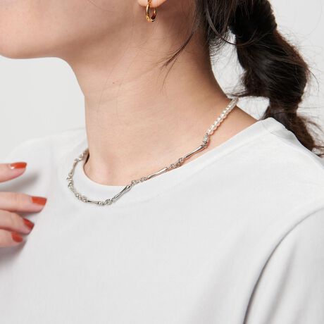 [^ԁF18336000002]iȋP؂€YlbNXfUCp[`[tArW[A܂܂ȃp[cgݍ킹lbNXBAłȂA݊̂\͂łBNVJȒɂǂ[hA񌳂؂₩ɉoBgpɂ͂AMtgɂ߂łBR[fBl[gVvȃgbvXɎ񌳂̃ANZgƂč킹AOACeƂăvX̂߂łByӎziɁu舵̒ӏvAu\v܂ꍇ́AgpOɕKmFBi摜́A̓p\RȂǂ̉{ɂAۂ̐FƈقȂČꍇ܂B炩߂Bi̐F̖ڈ́AiP̂̉摜QƂBX܂ւ₢킹̍ۂ́ASBEAUTY&YOUTHeX܂܂ŉL̕i/iԂ\tBiFBLN BY BIJxPxIBT LINE NL iԁF18336000002