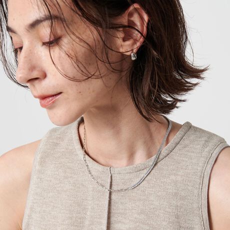 [^ԁF18336000000]`F[~rW[̃lbNXŋɃANZgvXfUCXNGAKXƃ`F[~bNXꂽfUC̃lbNXBɓƋPrW[т₩͂łB`F[gݍ킹ƂŁAKxȃJWAvXfC[ɊBTo[Oɐ炵Ă̒pȂǁAtɂČω̂|CgBR[fBl[gVvTVcuEX̃R[fBl[gɁÃ|CgƂč킹̂߁BJWAtF~jȑ܂ŕLg܂BEfUC̃uXbĝpӂ܂BiΏەiԁF18336000001jyӎziɁu舵̒ӏvAu\v܂ꍇ́AgpOɕKmFBi摜́A̓p\RȂǂ̉{ɂAۂ̐FƈقȂČꍇ܂B炩߂Bi̐F̖ڈ́AiP̂̉摜QƂBX܂ւ₢킹̍ۂ́ASBEAUTY&YOUTHeX܂܂ŉL̕i/iԂ\tBiFBLN BY SQ BIJxCHN NL iԁF18336000000