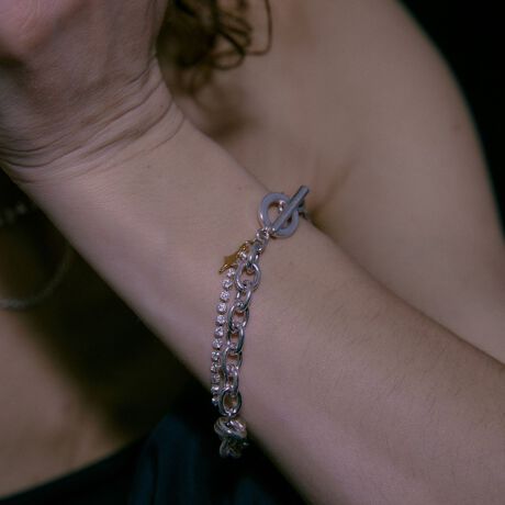 [^ԁF18335990526]LAPUISgɕt邾Ŏ茳ɉ؂€YuXbgfUCLLƗhIWíuOrnamentvp[cuXbgB݊̂`F[ɍׂ`F[ƃrW[d˂AfUCŁAC[hĂ悤ȉŝ郋bNX͂łBR[fBl[gɃvX邾ŉ؂₩ȈۂɓĂACéAMtgƂĂ߂łBfގA^JAL[rbNWRjAEV[YŃÔpӂ܂BiΏەiԁF18335990522jEV[YŃsAX̂pӂ܂BiΏەiԁF18335990523jEV[YŃlbNX̂pӂ܂BiΏەiԁF18335990524jEV[YŃ`[J[̂pӂ܂BiΏەiԁF18335990525jLAPUISisCjBBʂB}eAƋȐDȂBRȃA[g̃CXs[Vɑ@ׂŁAAƗm̒ɘȂޑ݂ł肽ByӎziɁu舵̒ӏvAu\v܂ꍇ́AgpOɕKmFBi摜́A̓p\RȂǂ̉{ɂAۂ̐FƈقȂČꍇ܂B炩߂Bi̐F̖ڈ́AiP̂̉摜QƂBX܂ւ₢킹̍ۂ́ASBEAUTY&YOUTHeX܂܂ŉL̕i/iԂ\tBiFBL LAPUIS ONMNT BRC iԁF18335990526