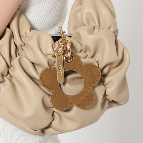 [^ԁF18465991210]BEAUTY&YOUTHʒACel̐ÍgDhRɕ\ł遃Hashibamit[^`[fUCt[`[t̒SɎʐ^ĉAu[́ghɂ҂ȃACeBʐ^ۂɂ͊ۃiXJt[`[tOAS̃NAp[coɎʐ^̑}\BD݂ɍ킹3ʂ̃AWy߂̂|CgB`[ƂăobOɂAL[`F[ɂ̂͂At[^̃NAp[cOăX}zXgbvƂĂg܂BEFa4cmHashibamiinVo~j{lfUCi[|uhHashibamiBׂp[cE炵Fڂ̔zFɂč쐬Ă܂ByӎziɁu舵̒ӏvAu\v܂ꍇ́AgpOɕKmFBi摜́A̓p\RȂǂ̉{ɂAۂ̐FƈقȂČꍇ܂B炩߂Bi̐F̖ڈ́AiP̂̉摜QƂB摜̏i̓TvłBX܂ւ₢킹̍ۂ́ASBEAUTY&YOUTHeX܂܂ŉL̕i/iԂ\tBiFBL HSBMxBY FLW HND/STRP iԁF18465991210