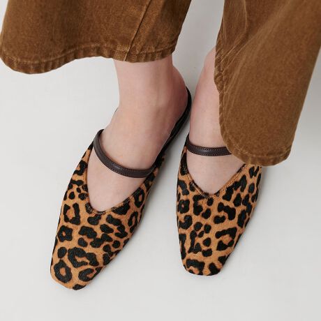 [^ԁF18316000002]fC[X^CɃGbWAj}tbgV[YfUC_ȃAj}X^CbVȈۂ̃~[^tbgT_BAbp[͖ё̂fނgpAR[fBl[gɃV[Y[hvXĂ܂BbɃXgbvtĂAɂ芴̂闚SńBfރAbp[FnѕtvAvR[fBl[g̃ANZggɂ҂Ȉꑫ́Agh̃Ch{gAj}`AtȈۂɂȂ₷fjpcƂ̍킹߂łBtF~jȃXJ[g⃏s[XƂDŁAV[Y􂵂܂ByӎzfޓAG▀CɂFɂӂBVRfނ̓A̍邽ߏi摜Ǝۂ̏iقȂꍇ܂BiɁu舵̒ӏvAu\v܂ꍇ́AgpOɕKmFBi摜́A̓p\RȂǂ̉{ɂAۂ̐FƈقȂČꍇ܂B炩߂Bi̐F̖ڈ́AiP̂̉摜QƂBV[Y̏dʂ́AV[Y{̂̂ݗ̏dʂƂȂ܂Bti͌vɊ܂܂܂BiɕsǂꍇAє̔j܂Ă܂B炩߂BX܂ւ₢킹̍ۂ́ASBEAUTY&YOUTHeX܂܂ŉL̕i/iԂ\tBiFBL BY HxL CMB FLT10 iԁF18316000002