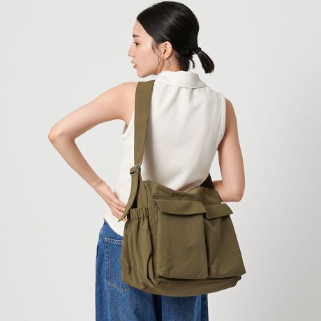 [^ԁF18326000013]ghƗ֐˔\V_[obOfUCOɑ̃|Pbg݂Ag̗ǂ͂̃V_[obOBzpXP[XƎoAtg̑傫ȃtbv|PbgfUC|CgBTCh̃I[v|Pbgɂ́Aybg{gۂƎ܂܂BƂL߂̃}`ŁAA4yX܂eʂ̃TCÝB{fBƓfނœꊴ̂郏Ch̃V_[xǵAוĂׂɂKȎgSnBȂꊴ郏[NeCXgȃfBe[ɎpDGobÓAv킸Ɏ肽ȂiłBR[fBl[gQ̎[͂˔íA^E[Xɂ͂AEghA◷spƂĂ߁B΂ߊ|ɂāAJWAȑŃtɎĂ̂ZB̂J[ƃĉiȑfފAl̏̃JWAX^Cɂ҂łBEO|PbgF4itbv|Pbg~2AhXg|Pbg~2jE|PbgF3iI[v|Pbg~2AWbv|Pbg~1jyӎziɁu舵̒ӏvAu\v܂ꍇ́AgpOɕKmFBi摜́A̓p\RȂǂ̉{ɂAۂ̐FƈقȂČꍇ܂B炩߂Bi̐F̖ڈ́AiP̂̉摜QƂB摜̏i̓TvłBX܂ւ₢킹̍ۂ́ASBEAUTY&YOUTHeX܂܂ŉL̕i/iԂ\tBiFBL BY FRNT DBLPOC BIG SD iԁF18326000013