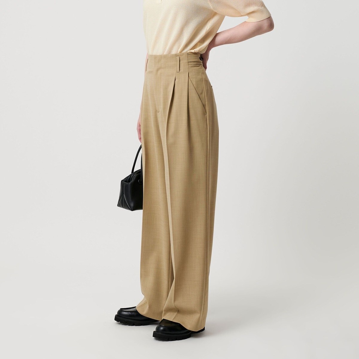 25SS今季新品　接触冷感 BEAUTY&YOUTH タック カーブパンツ BEAUTY＆YOUTH UNITED ARROWS パンツ タック カーブパンツ -接触