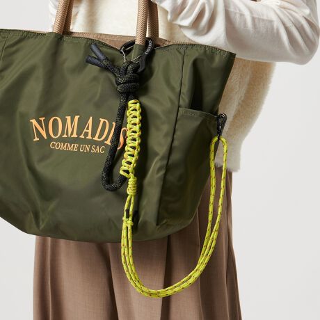 [^ԁF18465000003]݊̂fނƔzFڂNOMADIS̃X}zV_[fUCX|[eBȃ[hY[vR[h҂ݍݍ쐬OXgbvBp̕tp[cX}zP[X̓ɋݍގdlłB[ɂ̓IWĩJriĂAobOxg[vɈ|̂߁BX}zȊOɂCzP[XȂǂƁA܂܂ȃAW\BVvȃR[fBl[gɃANZT[oŃvX邾ŏ{ȑ܂Bfރ|GXe100%EiԂقȂ܂iΏەiԁF18495991149jƓfłBNOMADISim}fBXjgRɂ킪܂܂ɁB̉\ɐS点Ă邠ȂɍʂYhȃANVNƂ{uhANOMADISByӎz{íupV[gƃXgbv̂݁v̔̔ƂȂAX}zP[XAobO͕t܂BiɁu舵̒ӏvAu\v܂ꍇ́AgpOɕKmFBi摜́A̓p\RȂǂ̉{ɂAۂ̐FƈقȂČꍇ܂B炩߂Bi̐F̖ڈ́AiP̂̉摜QƂBX܂ւ₢킹̍ۂ́ASBEAUTY&YOUTHeX܂܂ŉL̕i/iԂ\tBiFBL NMDS LOOP STRAP iԁF18465000003