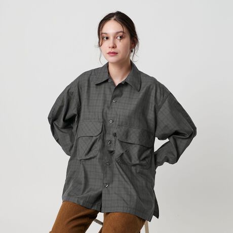 [^ԁF16115000001]DAIWA PIER39@\ɗDꂽVcfUC50ÑNVbNȃI[vJ[VcAWꒅBۂ݂ттtbv|Pbg̓ChɕύXAEňقȂ̎dlɂ邱Ƃŋ@\Iȃ}`|PbgւƃAbvf[gĂ܂B~^[ACeɗpOȖ́Ar̉悪L悤ANVv[cA֐ƃfUC˔Ă܂Bfރ|GXeXp̓𐶂AȂ̂悤ȕ̃cCnB@Ȃ炩Ȃ₩̂łBR[fBl[gVcƂĂ͂AƂTCYƏ[|PbgŃAE^[ỏHDƂĂ􂵂܂BDAIWA PIER39i_C sA T[eB[iCjẼtBbVOs[h遃DAIWÃApRNVB厩RƓsV[XɌq˂ƂlĂ遃DAIWA PIER39͓ss𖞋i邽߂̃fUCƁAtBbVOyވׂ̃ACfAApRNVłBƂtB[h̒łT|[głS肪ו܂ŕ\Ă܂ByӎziɁu舵̒ӏvAu\v܂ꍇ́AgpOɕKmFBi摜́A̓p\RȂǂ̉{ɂAۂ̐FƈقȂČꍇ܂B炩߂Bi̐F̖ڈ́AiP̂̉摜QƂBX܂ւ₢킹̍ۂ́ASBEAUTY&YOUTHeX܂܂ŉL̕i/iԂ\tBiFDAIWA OPEN COLLAR SHIRT iԁF16115000001