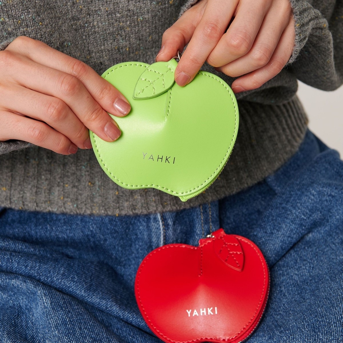 ワンポイントワニロゴコスメポーチ Size: 17.5 x 12.5 x 6.0cm