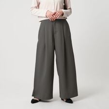 ポリエステル プリーツワイドパンツ