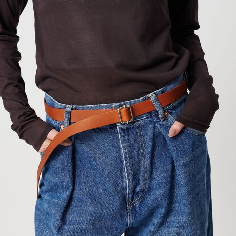 [^ԁF18415000000]ART BROWNV[YXŊ􂷂郌U[xgfUCfނ̗ǂVvȃU[xgBobNs^CvōDȈʒuŗ߂܂BpcX^Cɂ͂As[XWPbgAR[g̏ォANZgƂĂvX̂߁B܂܂ȃV[ɑΉipACełBfދvART BROWNiA[guEj1974NA{ŃW[YXɒ蒅Aɍxg܂AW[YɍSȃxgH[ƂăX^[gBnƂviSʂ̐YmEnEςݏグAfށEfUCA@̑SĂIA10N20NƎg鎖ô𐶎YĂŁAqlƒڌƂvAXグƓɎЃuhART BROWNݗByӎzfޓAG▀CɂFɂӂBiɁu舵̒ӏvAu\v܂ꍇ́AgpOɕKmFBi摜́A̓p\RȂǂ̉{ɂAۂ̐FƈقȂČꍇ܂B炩߂Bi̐F̖ڈ́AiP̂̉摜QƂBX܂ւ₢킹̍ۂ́ASBEAUTY&YOUTHeX܂܂ŉL̕i/iԂ\tBiFBL ART/BRN L SQUBCKL B iԁF18415000000