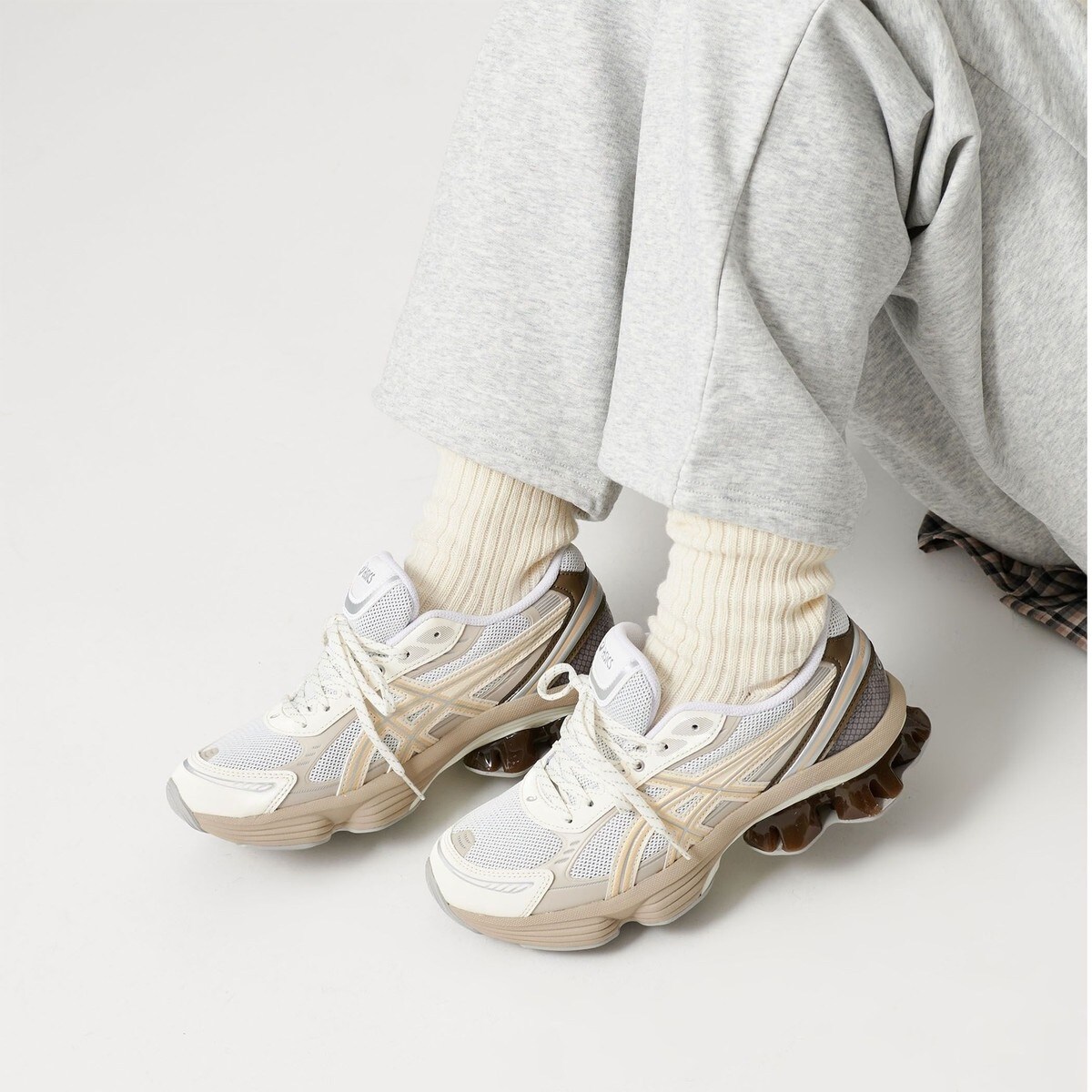 asics スニーカー　GEL-KINETIC FLUENT 24cm ピンク asics スニーカー GEL-KINETIC FLUENT 24cm ピンク asics＞GEL