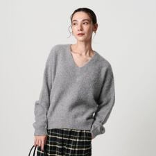フォックスカシミヤブレンド Vネックニットプルオーバー