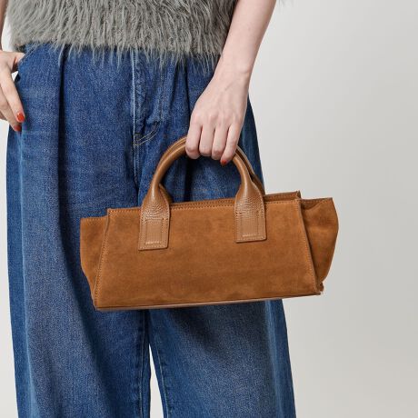 [^ԁF18323000000]VGbgƃXG[hngh[h遃ELYSIRnhobOfUC̃OVGbgAGKgȕiӂ遃ELYSIR̃g[gobOBFڂN₩ȃXG[hngpA{ȐńB̏oꂪ₷悤݌vꂽ傫߂̊JƁAL߂̃}`Ōڈȏ̎[͂˔Ă܂Bɂ͏̎[ɕ֗ȁAWbv|PbgB̂錩ڂƃLb`[ȐFAH~R[f̃GbZXƂĂ߂łBfދvELYSIRiGW[j㎿ȑfނƖDɒ]̂C^A̍HōuhELYSIRBiő@ׂȎdグy݂ACeWJ܂ByӎzfޓAG▀CɂFɂӂBWFƂ̍킹AJVł̎gp͔Ē悤肢܂BiɁu舵̒ӏvAu\v܂ꍇ́AgpOɕKmFBi摜́A̓p\RȂǂ̉{ɂAۂ̐FƈقȂČꍇ܂B炩߂Bi̐F̖ڈ́AiP̂̉摜QƂB摜̏i̓TvłBX܂ւ₢킹̍ۂ́ASBEAUTY&YOUTHeX܂܂ŉL̕i/iԂ\tBiFBL ELYSIR SD SQU TT iԁF18323000000