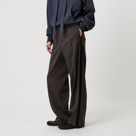 [^ԁF16141996608]lۂg[̃xACpcfUCxAe[v肰Ȃ|CgƂȂCpcB̕ωy߂铯nF̃xAe[vpƂŁAX|[eBȃCpc𗎂͋CɎdグ܂BnCEGXg̃Xg[gVGbgɃm[^bNłƂAJWA߂ɑl̕ł͂₷fUCBtg̓X}[gȕ\ȂAoƃxÃC`VѐŠfUC͂܂܂ȃgbvXɍ킹₷ACełBfރE[̃|GXefނgpBKxȃnƗAî钅Ȃ㉟Ă܂BfC[ɊA􂢉\ȗ֐̍͂łBR[fBl[gtɃXEFbg킹AgbvXVcłἈXj[J[ȂǁA JWAȗvfvXBƂVGbgŃI[o[TCỸgbvXoXǂR[fBl[gĂ܂B============================nFȂFȂLkF₠򊴁FȂPA@F􂢉============================yӎziɁu舵̒ӏvAu\v܂ꍇ́AgpOɕKmFBi摜́A̓p\RȂǂ̉{ɂAۂ̐FƈقȂČꍇ܂B炩߂Bi̐F̖ڈ́AiP̂̉摜QƂBX܂ւ₢킹̍ۂ́ASBEAUTY&YOUTHeX܂܂ŉL̕i/iԂ\tBiFBL PE/PU SIDEVLR PT iԁF16141996608