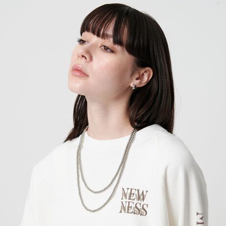 [^ԁF18336000031]X^Cɍ킹RɃAWł{[`F[lbNXfUC^{[A˂`F[ō쐻OlbNXB{[`F[̋P݊AɃANZgYĂ܂BV[R[fBl[gɍ킹AAWy߂ėp͓̍IB̂܂܂̒płȂAAɂATo[𐂂炵ỸVGbgɂ̂߂łBgpɂ͂A؂ȕւ̑蕨ɂ҂ȈiBR[fBl[gJWATVcɃ|CgƂĐgɒAs[XuEXȂǂ̃tF~jȒȂɂ}b`܂ByӎziɁu舵̒ӏvAu\v܂ꍇ́AgpOɕKmFBi摜́A̓p\RȂǂ̉{ɂAۂ̐FƈقȂČꍇ܂B炩߂Bi̐F̖ڈ́AiP̂̉摜QƂBX܂ւ₢킹̍ۂ́ASBEAUTY&YOUTHeX܂܂ŉL̕i/iԂ\tBiFBLN BY BALL/C MNTL L NL iԁF18336000031