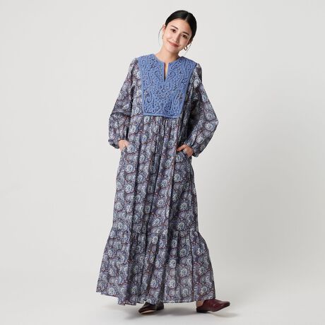 [^ԁF16265000001]ne Quittez pasFgɂyCY[s[XfUC[XƃyCY[ڂs[XB̃RbgI[KUgpAMU[ՂƓȂy₩ł炩͋CY܂B̃[XɂyCY[`[tpAtH[NÃeCXgɖĂ܂BobNX^C̃V[O肰ȂANZgɂȂA⑳ɂMU[i`ŃtF~jJWAȃ[ḧꒅBfUCՂ̃bNXs[X̓|Pbg֐͂łBR[fBl[gtF~jȃtbgV[Yu[c͂AXj[J[Ƃ̃JWA~bNXX^C߂łBne Quittez pasikLepjne Quittez pas͉p󂷂stay on lineBg̃X^CȂŁhƂuh̃bZ[W߂ĂA `IȐ@GXjbNȃt@ubNɃ[bp̃GXvXg[obOWJĂ܂ByӎziɁu舵̒ӏvAu\v܂ꍇ́AgpOɕKmFBi摜́A̓p\RȂǂ̉{ɂAۂ̐FƈقȂČꍇ܂B炩߂Bi̐F̖ڈ́AiP̂̉摜QƂBX܂ւ₢킹̍ۂ́ASBEAUTY&YOUTHeX܂܂ŉL̕i/iԂ\tBiFne/Q PAISLEY LACE DRS f iԁF16265000001