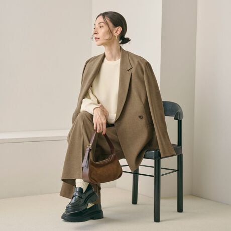 [^ԁF16226000000]WEB Wardrobe DAILY MINIMALJWAAdAIP[WȂǁA܂܂ȃV[Ŋ􂷂EFAɁA񂵂₷~j}X^C gWardrobe DAILY MINIMALhBVvȂ甲̂fUĆAꂽɌĂ߂łBfC[Â₷KȒSn߂đfޑIт炱܂B̂VGbgH~X^CɌy₩𐶂ݏo_uWPbgfUCl̃JWAX^CɌȂAI[o[TCỸ_uWPbgBL߂ɁAR߂ɐ݌ṽTCWOAقǂ悢Ƃ肪ȂꂽoĂ܂BCi[ŃV[Yp\ŁAȂ肫ȂG̃CgAE^[ƂĂB@ׂȐF̍荇ŝjAX𐶂ݏo3Fpӂ܂Bfސ[݂̂\H~炵[hĂAђ̃WfނgpBE[CNȌڂȂE[͕sgp̂ߔ肪₳Ał̎􂢂\ȓ_͂łBR[fBl[gfނłpӂĂ郏Chpc⃏s[XƂ̃ZbgAbvX^CŁA~j}ɂ܂Ƃ߂̂G̋CBXEFbgXj[J[Yl̃JWAX^C܂ɂȂ܂Bꂢ߁JWAR[fǂɂ₷AȒPɂł闘֐̍̓fC[gɂ҂BV[Y߂̃WPbgłBEfނ̃ChpciΏەiԁF16146000005jAs[XiΏەiԁF16266000003ĵpӂ܂B============================nF蓧FȂLkF₠򊴁FȂPA@F􂢉============================yӎz̏i͈ꕔX܂ł舵܂BWJX܂ɂ܂ẮAX܍݌ɌmFBiɁu舵̒ӏvAu\v܂ꍇ́AgpOɕKmFBi摜́A̓p\RȂǂ̉{ɂAۂ̐FƈقȂČꍇ܂B炩߂B摜̏i̓TvłB₢킹̍ۂ́AiCebhA[Y JX^}[T[rXfXN܂ŉL̕i/iԂ\tBiFby PE/RY/PU DBL JKT iԁF16226000000