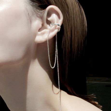 [^ԁF18335000006]Soierieh铮ŃAVg[ɖC[JtfUCoÔ̗ɂs\uRose seriesṽC[JtB߂̃`F[gݍ킹AsӂC[W悤ȃfUCɎdグĂ܂BVo[J[ƌ̔˂ŋP`F[͎ő݊iBfC[JWÃANZgƂĂ͂AhXAbvɂj[Nȉ؂₩Y܂Bfސ^Ji⃁bLjEV[YŃlbNX̂pӂ܂BiΏەiԁF18335000002jEV[YŃsAX̂pӂ܂BiΏەiԁF18335000003jEV[YŃsL[Ôpӂ܂BiΏەiԁF18335000004jEV[YŃJtÔpӂ܂BiΏەiԁF18335000005jSoieriei\[j2009NX^[gARX`[WG[uhSoierieBuh̓tXɂ錦̎YnRĂAߋƖAّfނȂǑvfDWG[邱ƂAgahuhRZvgƂĂ܂BɗmƂ̃X^COӎAp̃oXvZv_NgĂRX`[WG[łBWG[ɂāAmƂՓIȕɋƋP点Ɗ肢삵Ă܂Byӎz\ʂɏȉ݂ACÂ悤Ȃ݂̂ꍇ܂A͉H̓㔭̂ŁAsǕił͂܂̂ł炩߂B̓R[eBOH̏î߁A̍ۂ̓Kl@Ȃǂ̏_炩zŊ@ĂBVo[Ȃǂ̌ܓ̃NXŖAVo[î́AR[eBO򉻂vƂȂ܂̂łTBiɁu舵̒ӏvAu\v܂ꍇ́AgpOɕKmFBi摜́A̓p\RȂǂ̉{ɂAۂ̐FƈقȂČꍇ܂B炩߂Bi̐F̖ڈ́AiP̂̉摜QƂBX܂ւ₢킹̍ۂ́ASBEAUTY&YOUTHeX܂܂ŉL̕i/iԂ\tBiFBL SOIERIE ROSE IVY 1PCF iԁF18335000006