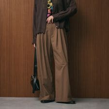 毛ポリエステルブレンド ワイドタックパンツ